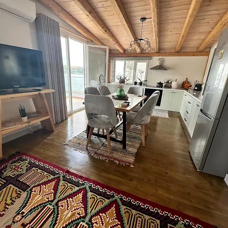 Apartamento Sea And Sky Himarë Exterior foto